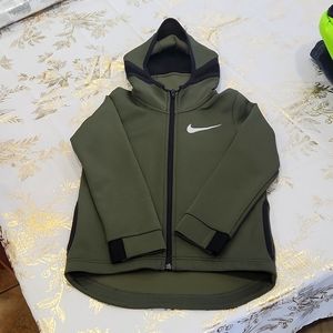 Boys size 6-7 green nike hoodie